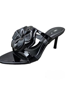 Zara Black
Patent 3D Rose Flower Kitten Heel Sandals